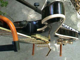 black side.jpg (28058 bytes)